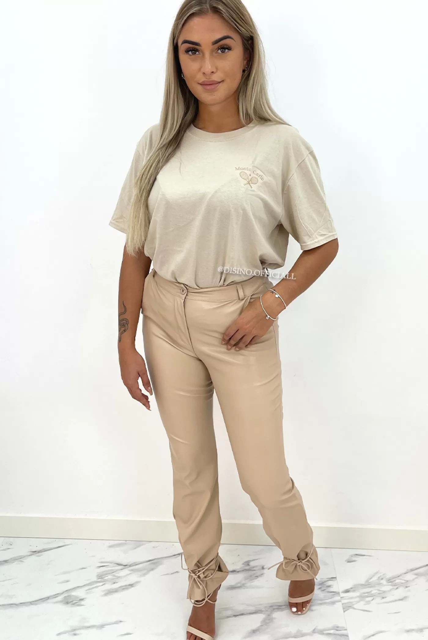 DISINO Beige - 'Monte Carlo' - Premium Quality Oversized Inspired Tee | Vrouw It-Shirts