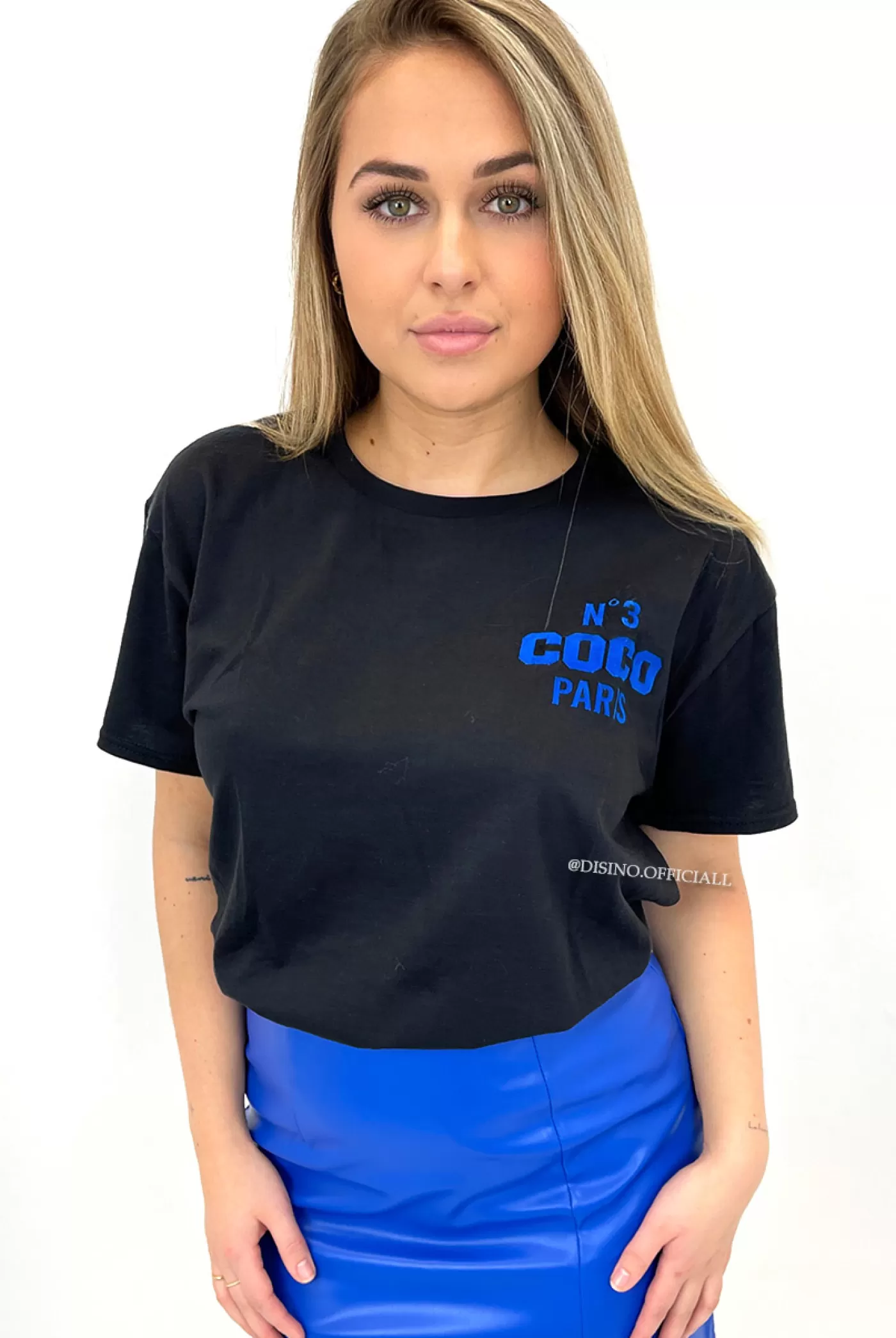 DISINO Pinned By K - Black/Blue - 'Coco Paris' - Premium Quality Slogan Tee | Vrouw It-Shirts