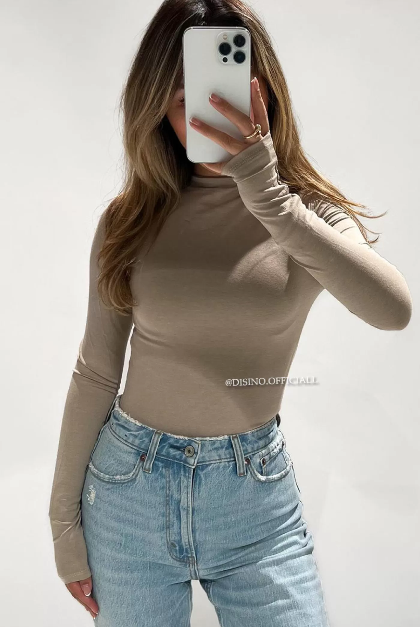 DISINO Sand - 'Mia Bodysuit' - Perfect Fit High Neck Bodysuit | Vrouw Tops