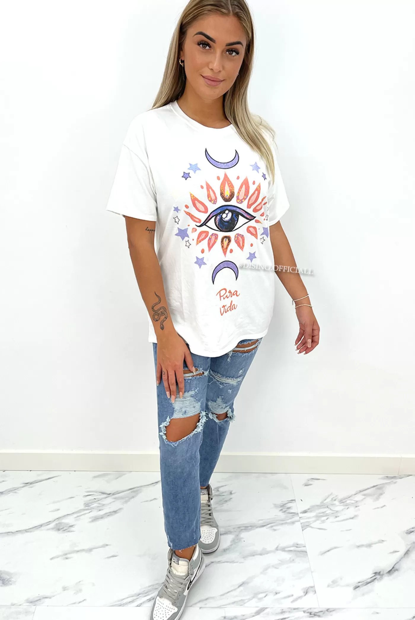 DISINO White - 'Colorfull Eye' - Premium Quality Oversized Tee | Vrouw It-Shirts